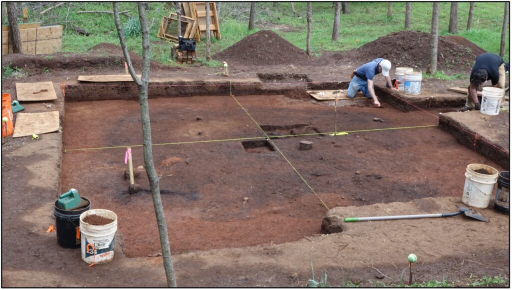 Figure 2. Excavation of burned 13th century house at the Cummings site (Photo courtesy of Terry G. Powis).