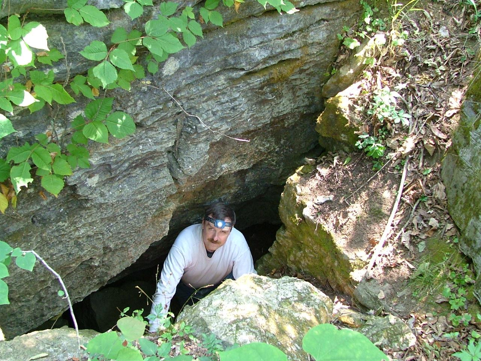 https://evhsonline.org/wp-content/uploads/2023/06/tate-cave-entrance.png